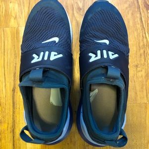Nike Air CI1108-401 sz 6.5 slip on